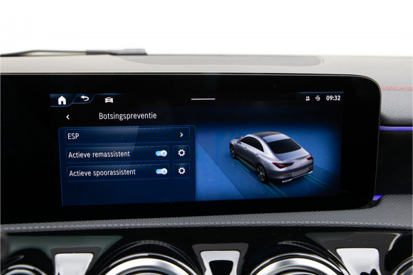 Mercedes-Benz CLA-Klasse 250 e AMG Premium, Facelift, Panorama, Key-Less, Sfeerverlichting, Hybrid 2024