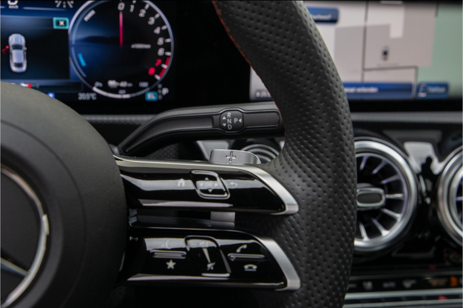 Mercedes-Benz CLA-Klasse 250 e AMG Premium, Facelift, Panorama, Key-Less, Sfeerverlichting, Hybrid 2024