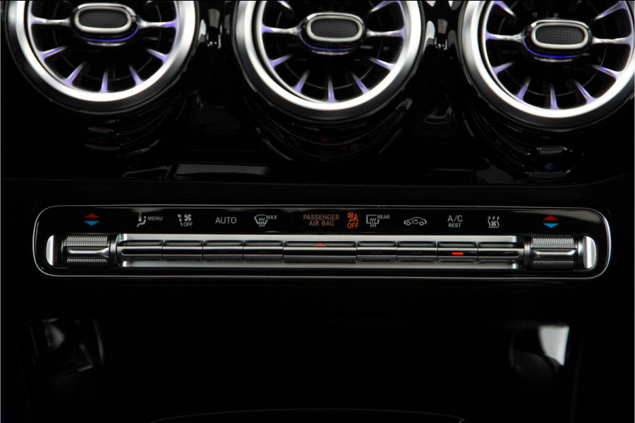 Mercedes-Benz CLA-Klasse 250 e AMG Premium, Facelift, Panorama, Key-Less, Sfeerverlichting, Hybrid 2024