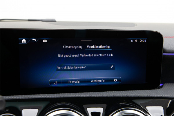 Mercedes-Benz CLA-Klasse 250 e AMG Premium, Facelift, Panorama, Key-Less, Sfeerverlichting, Hybrid 2024
