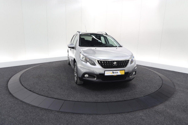 Peugeot 2008 PureTech 82 Blue Lion | Trekhaak | Panoramadak | Navigatie | Parkeersensoren | lage Kilometerstand