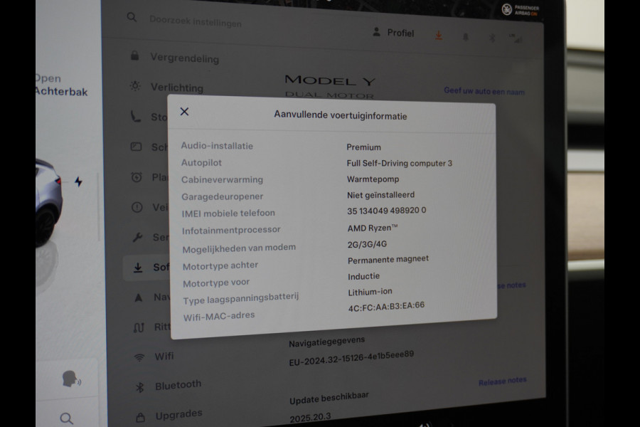 Tesla Model Y Performance 534pk 0-100 3,8 sec. AWD 78,1kWh Warmte-pomp 21"-lm FSD-Comp.3 AutoPilot Carbon-Spoiler Elekr.Achterklep AMD-Ryzen-i 3xCamera Navi LED ACC DAB Voorverwarmen interieur en Keyless via App One-Pedal-Drive Rode Remklauwen Garantie op Accu 13-04-2031 maz. 192.000km max. 250Kw laadvermogen !