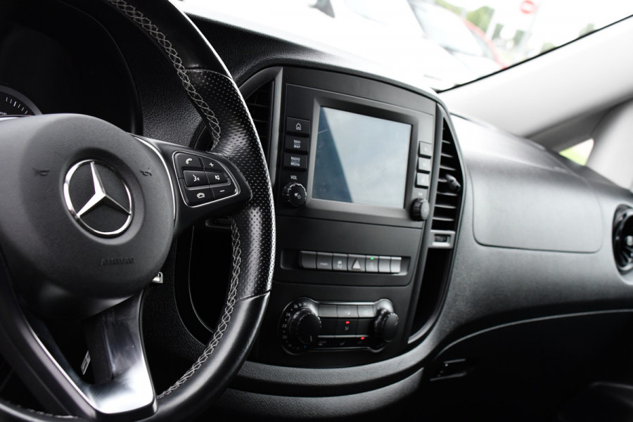 Mercedes-Benz Vito 119 CDI L2 PB Edition Adaptieve Cruise, Camera, Carplay, 190PK, Automaat, Sensoren, Stoelverwarming, LED, Uniek!