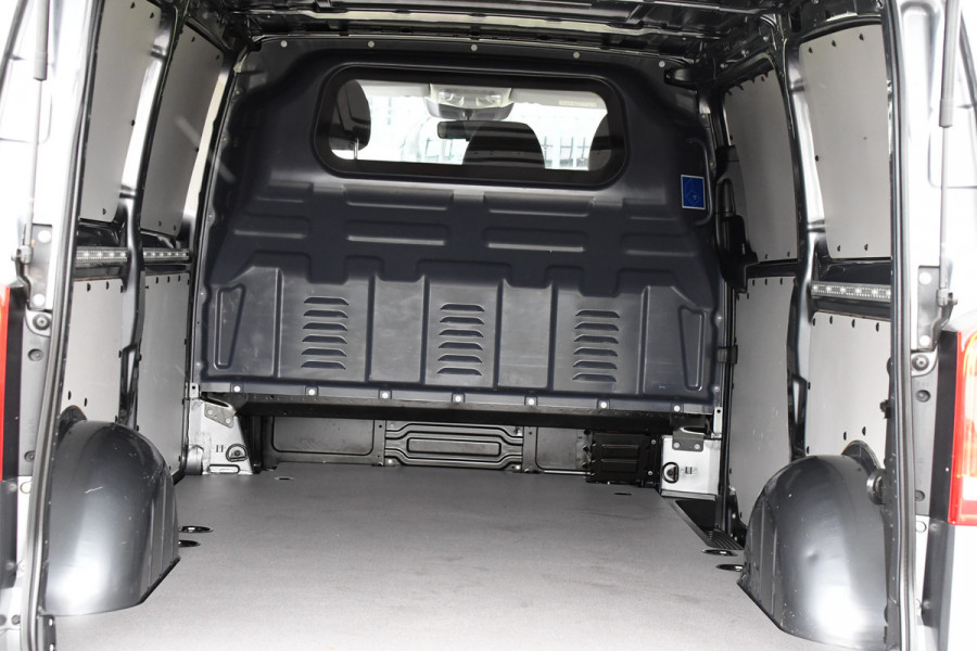 Mercedes-Benz Vito 119 CDI L2 PB Edition Adaptieve Cruise, Camera, Carplay, 190PK, Automaat, Sensoren, Stoelverwarming, LED, Uniek!