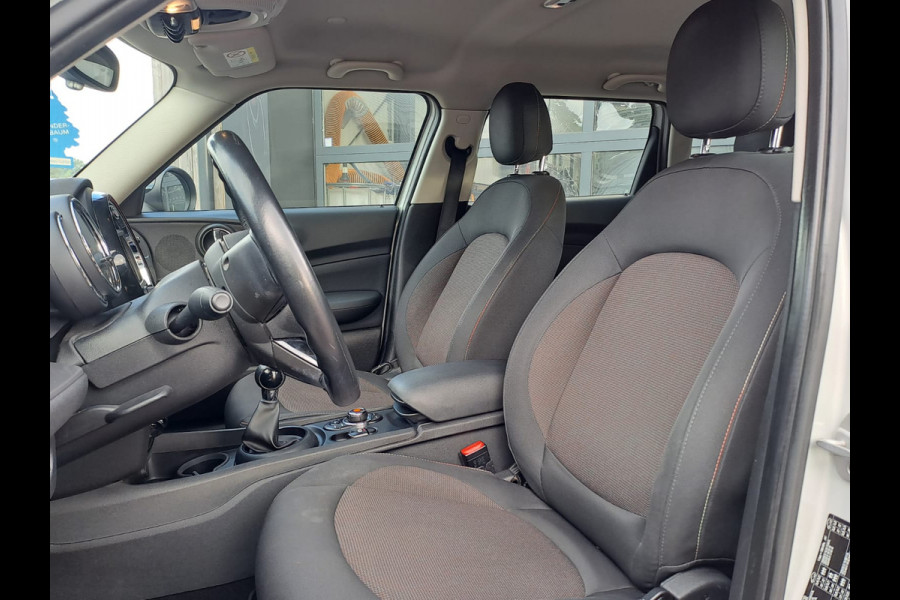 MINI Clubman 1.5 Cooper Salt Business | Airco | Trekhaak | Navi | Cruise | PDC |