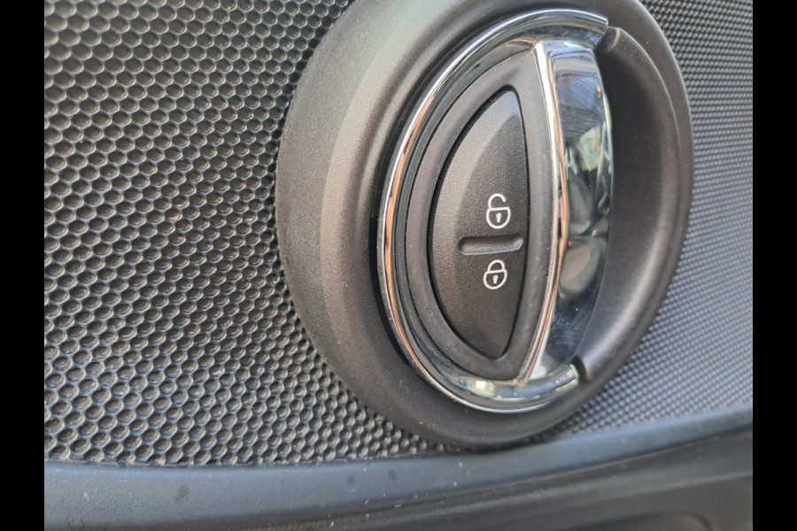 MINI Clubman 1.5 Cooper Salt Business | Airco | Trekhaak | Navi | Cruise | PDC |