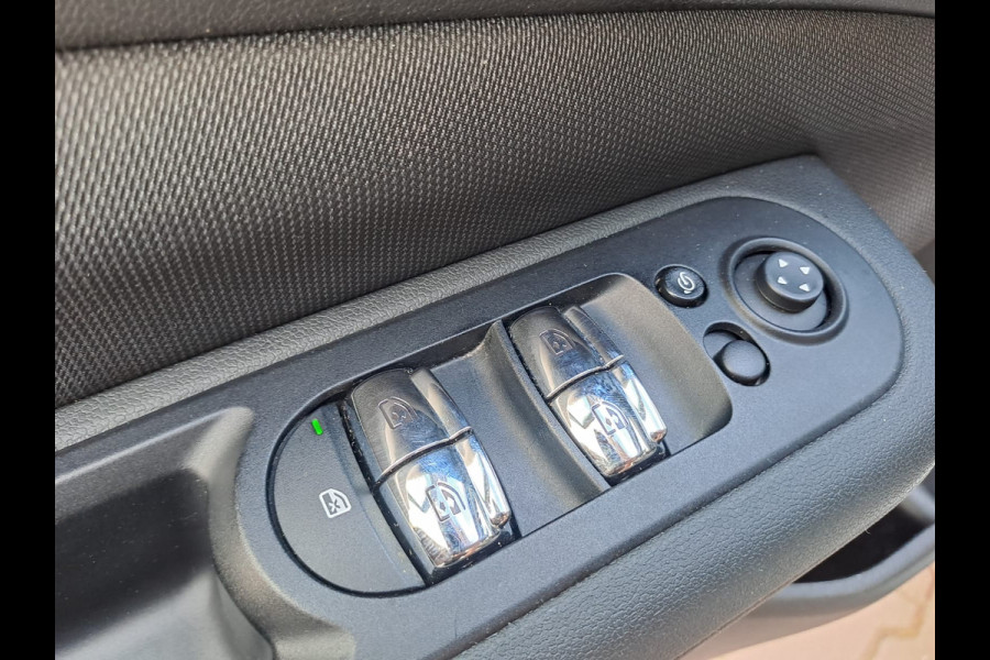 MINI Clubman 1.5 Cooper Salt Business | Airco | Trekhaak | Navi | Cruise | PDC |