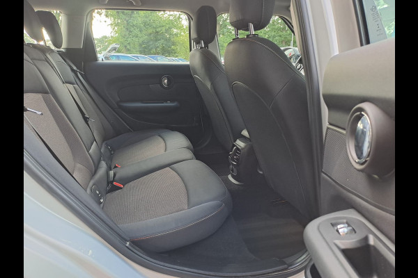 MINI Clubman 1.5 Cooper Salt Business | Airco | Trekhaak | Navi | Cruise | PDC |