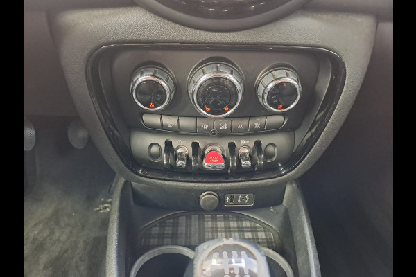 MINI Clubman 1.5 Cooper Salt Business | Airco | Trekhaak | Navi | Cruise | PDC |