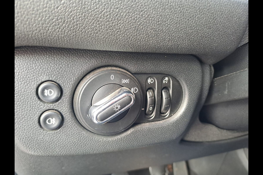 MINI Clubman 1.5 Cooper Salt Business | Airco | Trekhaak | Navi | Cruise | PDC |