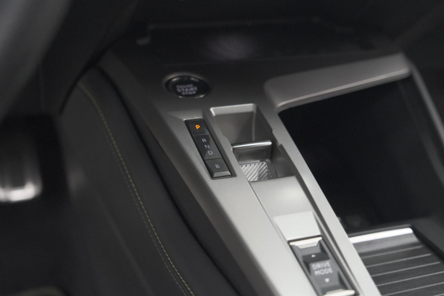 Peugeot 308 SW 1.6 Plug-in Hybrid 225 GT | FOCAL Audio | 360 Camera | Adaptieve Cruise Control | Apple Carplay | Voorruitverwarming
