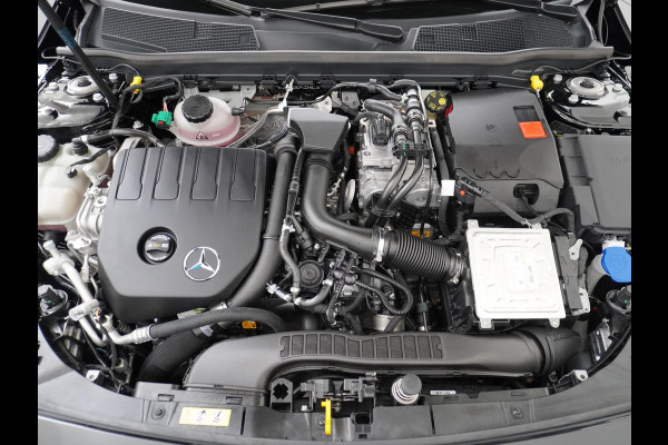 Mercedes-Benz CLA-Klasse Shooting Brake 250 e AMG Line PANO | CAMERA | RIJKLAAR INCL. 12 MND. BOVAGGARANTIE