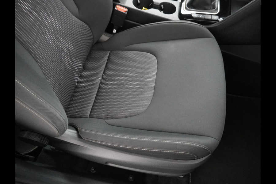 Kia Sportage 1.6 T-GDi MHEV DynamicLine Apple Carplay/Android Auto - Cruise Control - Navigatie - Trekhaak Fabriekgarantie tot 07-2029