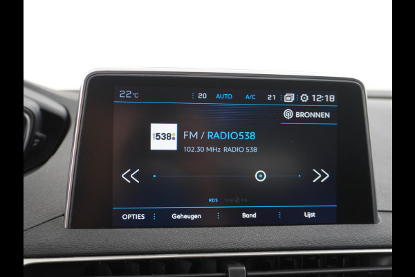 Peugeot 3008 1.6T 181PK AUT-8 Leer Navi Cruise Apple Carplay Android 19" Ecc 360°Camera PDC Elek.Achterklep DAB Connect Blue Premium Led Keyless Lane Departure Privacy Glas Regen-Lichtsensor Draadloze lader Pack City 1 Bluetooth Nieuwprijs €40.540,- Origineel Nederlandse Auto