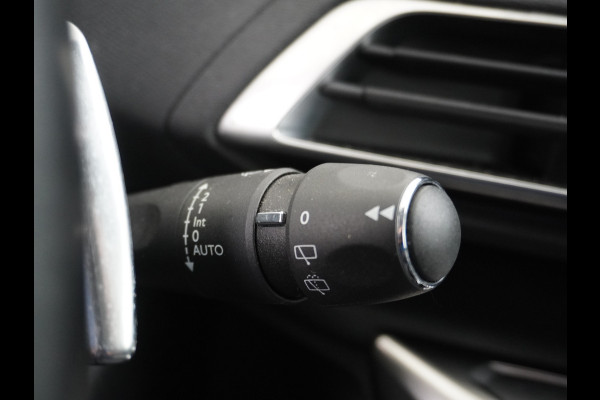 Peugeot 3008 1.6T 181PK AUT-8 Leer Navi Cruise Apple Carplay Android 19" Ecc 360°Camera PDC Elek.Achterklep DAB Connect Blue Premium Led Keyless Lane Departure Privacy Glas Regen-Lichtsensor Draadloze lader Pack City 1 Bluetooth Nieuwprijs €40.540,- Origineel Nederlandse Auto