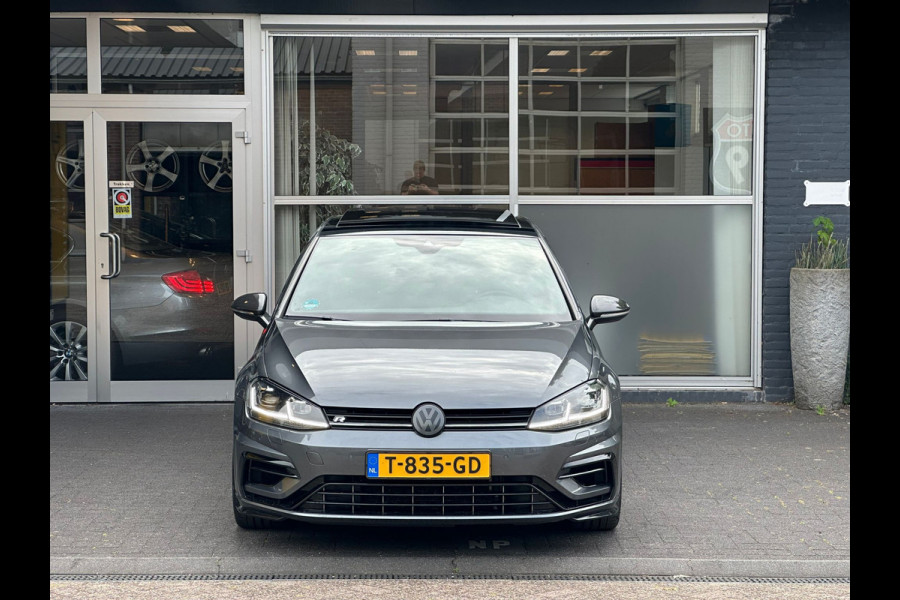 Volkswagen Golf 7.5 2.0 TSI 4Motion R PANO / DCC / DYN AUDIO / VIRTUAL / CARBON / VOL !!!