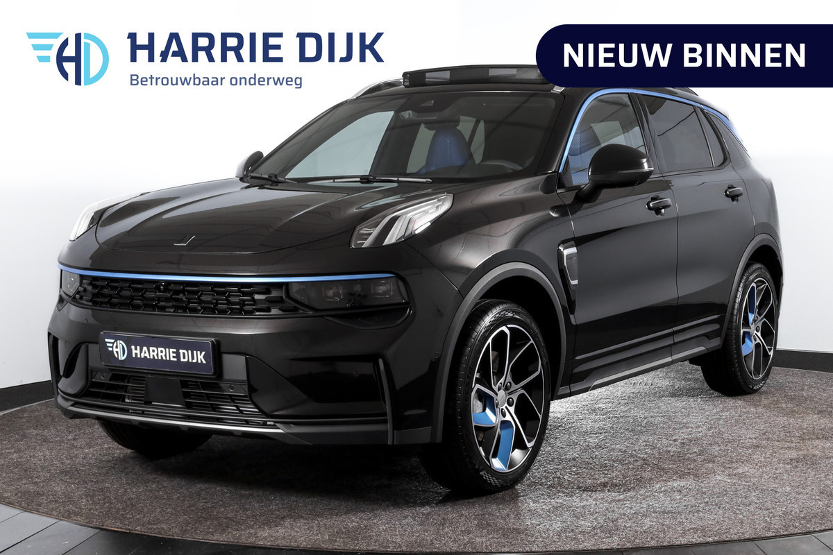 Lynk & Co 01 1.5 PHEV 261PK MY23 | 360 Camera | 7.4 kWh Boordlader | Donkere hemel | S/K-panodak | Adapt. Cruise | Memory | Stoel-+Stuurverw. | Elek. klep | LM 20" | 1700 Lynk & Co 01 1.5 PHEV 261PK MY23 | 360 Camera | 7.4 kWh Boordlader | Donkere hemel | S/K-panodak | Adapt. Cruise | Memory | Stoel-+Stuurverw. | Elek. klep | LM 20" | 1700