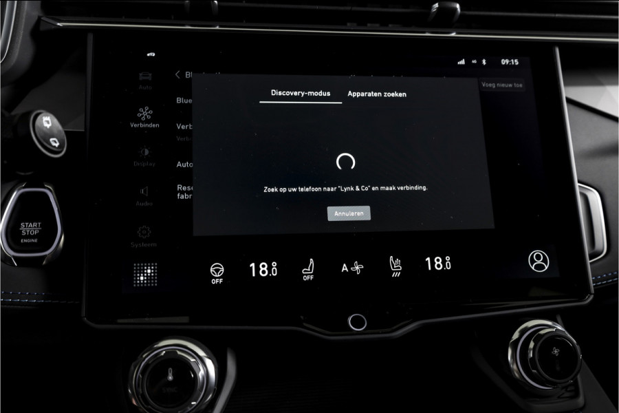 Lynk & Co 01 1.5 PHEV 261PK MY23 | 360 Camera | 7.4 kWh Boordlader | Donkere hemel | S/K-panodak | Adapt. Cruise | Memory | Stoel-+Stuurverw. | Elek. klep | LM 20" | 1700