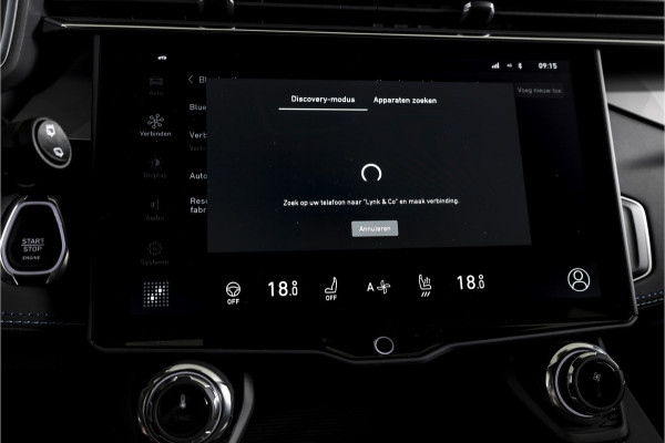 Lynk & Co 01 1.5 PHEV 261PK MY23 | 360 Camera | 7.4 kWh Boordlader | Donkere hemel | S/K-panodak | Adapt. Cruise | Memory | Stoel-+Stuurverw. | Elek. klep | LM 20" | 1700