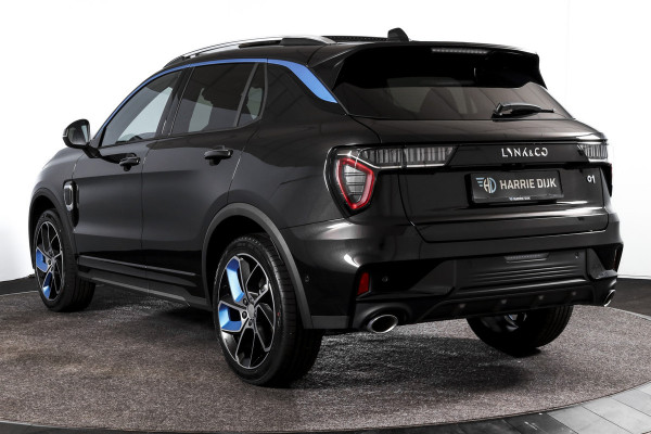 Lynk & Co 01 1.5 PHEV 261PK MY23 | 360 Camera | 7.4 kWh Boordlader | Donkere hemel | S/K-panodak | Adapt. Cruise | Memory | Stoel-+Stuurverw. | Elek. klep | LM 20" | 1700