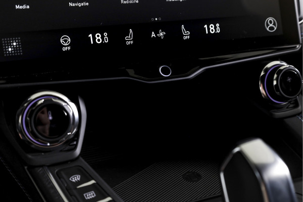 Lynk & Co 01 1.5 PHEV 261PK MY23 | 360 Camera | 7.4 kWh Boordlader | Donkere hemel | S/K-panodak | Adapt. Cruise | Memory | Stoel-+Stuurverw. | Elek. klep | LM 20" | 1700