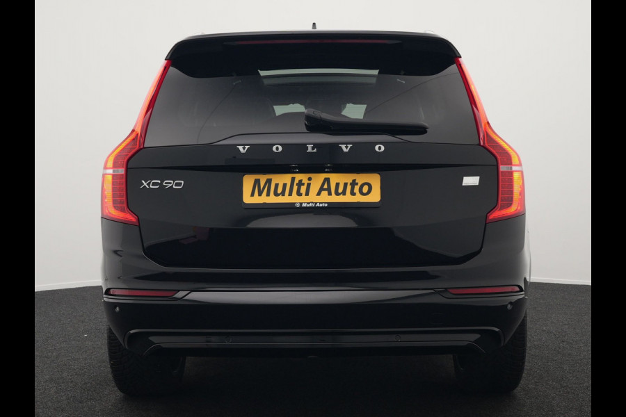 Volvo XC90 T8 Recharge AWD R-Design Plug In Hybrid 394pk 7 Persoons Dealer O.H. INCL BTW Long Range PHEV | Panodak | Alcantara Sportstoelen Memory | Trekhaak af Fabriek | Adaptive Cruise | Harman Kardon | Pilot Assist | L.M. 20" |