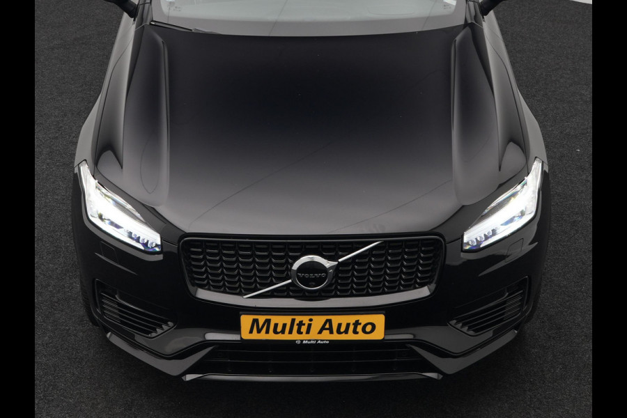Volvo XC90 T8 Recharge AWD R-Design Plug In Hybrid 394pk 7 Persoons Dealer O.H. INCL BTW Long Range PHEV | Panodak | Alcantara Sportstoelen Memory | Trekhaak af Fabriek | Adaptive Cruise | Harman Kardon | Pilot Assist | L.M. 20" |