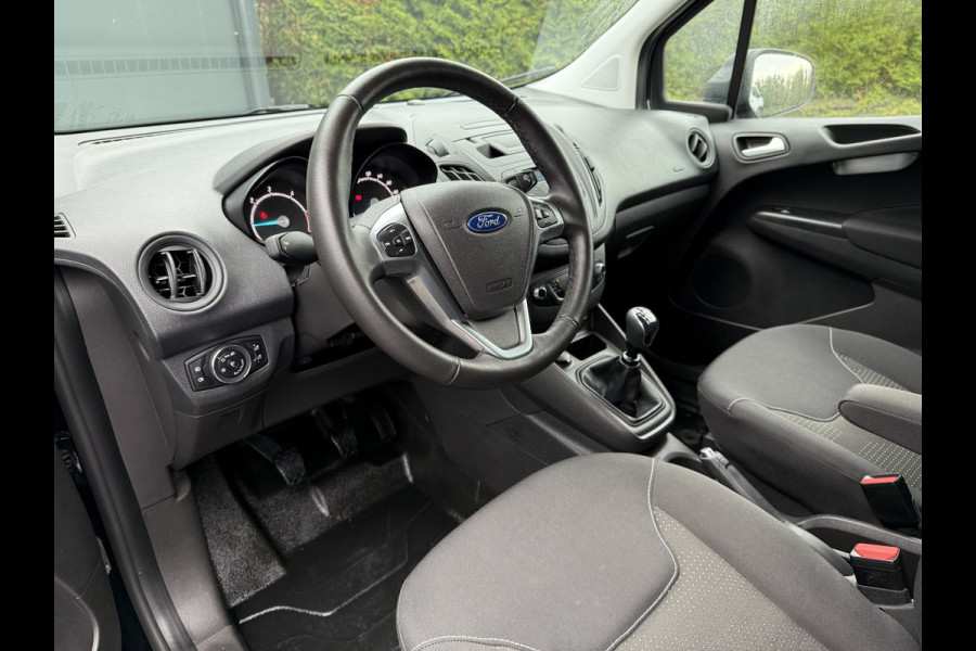 Ford Transit Courier 1.5 TDCI / 1e EIG. / SCHUIFDEUR / AIRCO / CRUISE / NETTE BUS / LICHTMETALEN VELGEN