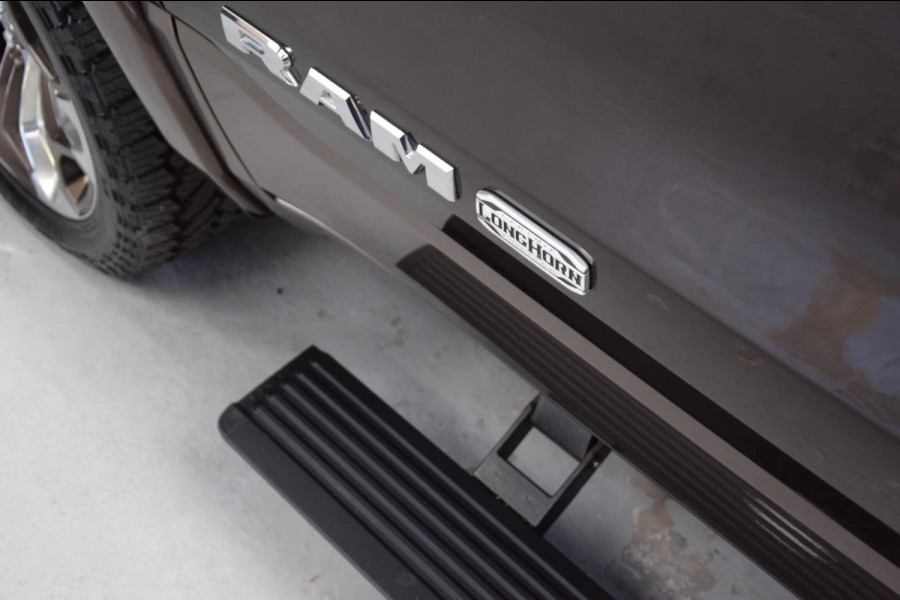 Dodge Ram 1500 5.7 V8 4x4 Crew Cab Limited *Long Horn*|Navi|Panoramadak|1e Eig|Luchtvering|Gr.Navi