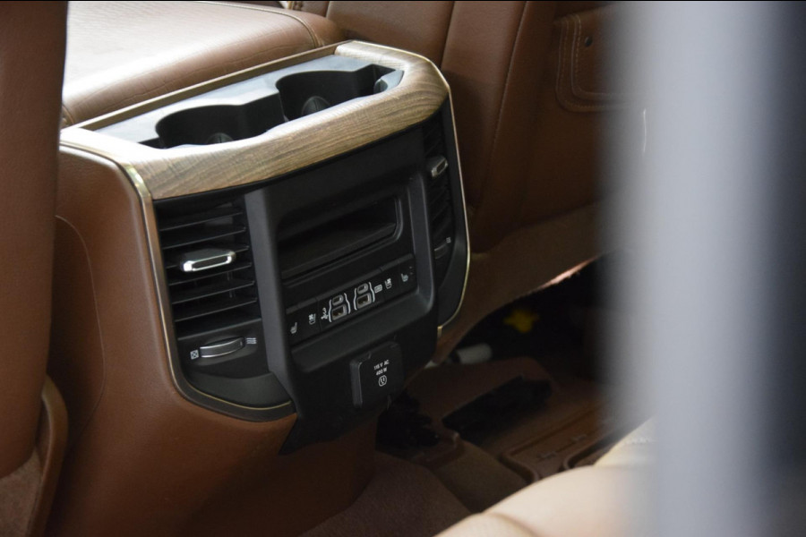 Dodge Ram 1500 5.7 V8 4x4 Crew Cab Limited *Long Horn*|Navi|Panoramadak|1e Eig|Luchtvering|Gr.Navi