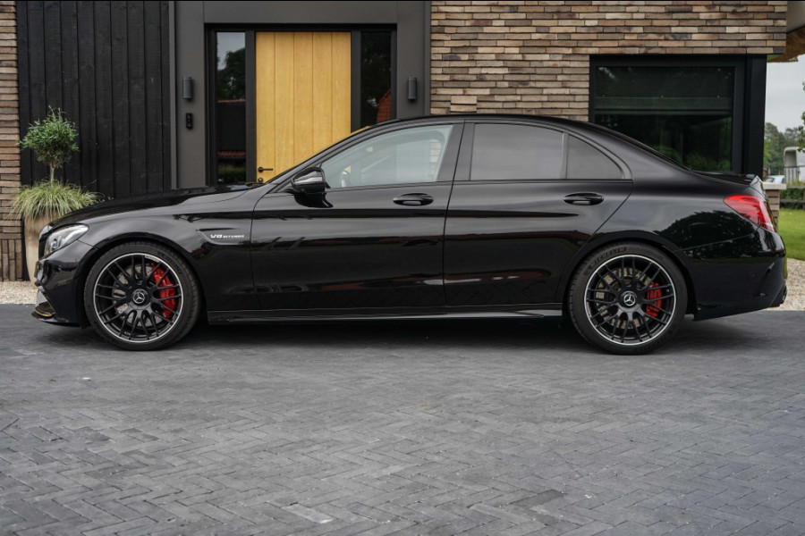 Mercedes-Benz C-Klasse C63 AMG Edition1 One-of-500