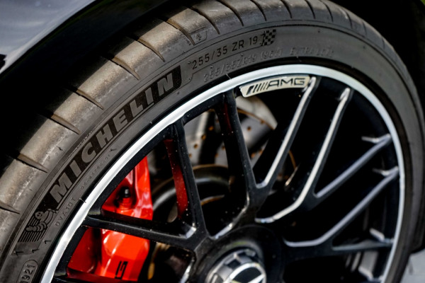 Mercedes-Benz C-Klasse C63 AMG Edition1 One-of-500