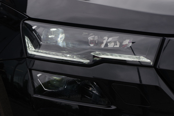 Škoda Karoq 1.5 TSI 150 PK ACT Sportline Business, Panoramadak, Trekhaak, Adap. Cruise Control
