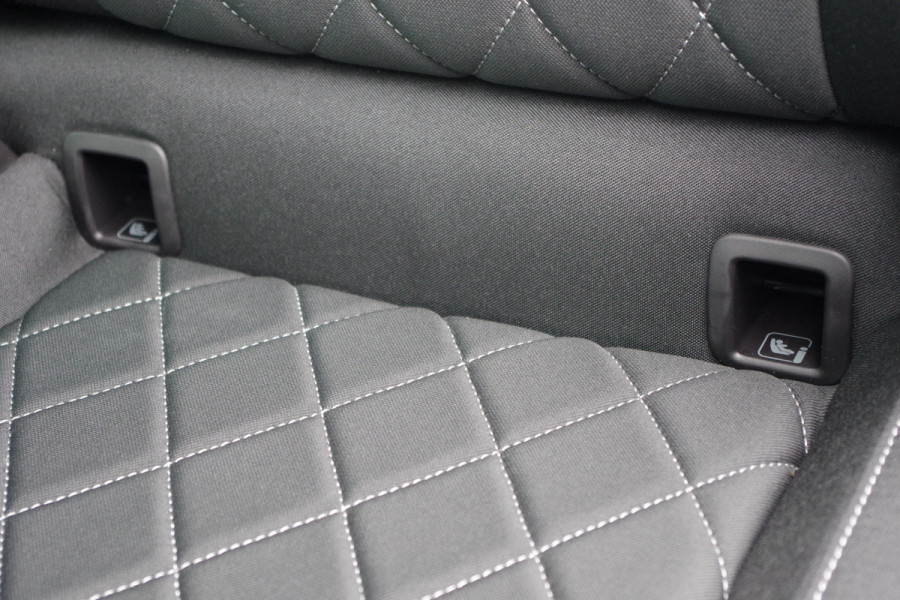 Škoda Karoq 1.5 TSI 150 PK ACT Sportline Business, Panoramadak, Trekhaak, Adap. Cruise Control