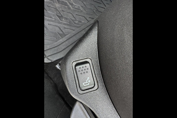 Fiat 500X 1.6-16V E-torQ Mirror Edition - Navigatie / Apple CarPlay I Airco I PDC I Sport velgen I Comfort pakket I Dealer onder.