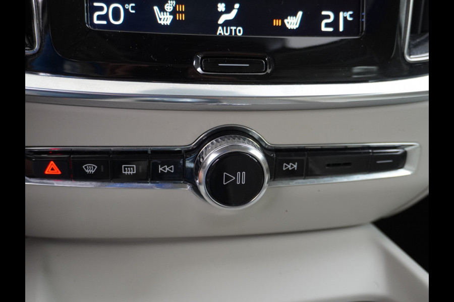 Volvo V60 2.0B3 AUT-7 177PK Inscription Leer MHEV Apple Carplay Android Auto Harman&Kardon Prem.Aurdio Camera Adap.Cruise Elek.Stoelen Stu Lmv 18" Led Elek. Achterklep Regen-Lichtsensor Collision Avoidance Bluetooth Wifi 1e Eigenaar €50.755 Nieuwprijs Zeer compleet MHEV-Mild-Hybrid 1800kg trekvermogen