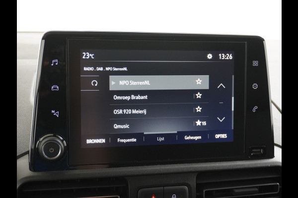 Opel Combo D102pk Leer Navi Apple/Android CruiseControl Stoel-/Stuurverw. Dab Bordherkenning Aut.Verlichting 1.5CDTi l1h1 EURO6 Bluetooth Regensensor Elek.Ramen Mistlampen Usb Pdc RamenAchter Volledig Betimmerde Laadbak Innovation