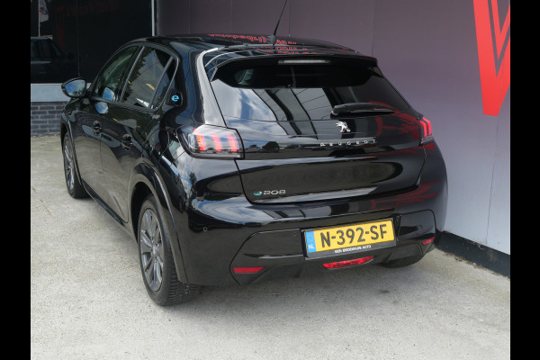 Peugeot e-208 EV ALLURE 50 kWh | LED | HALF-LEER | CRUISE | CARPLAY | ALL-SEASON | BTW-AUTO!