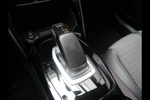 Peugeot e-208 EV ALLURE 50 kWh | LED | HALF-LEER | CRUISE | CARPLAY | ALL-SEASON | BTW-AUTO!