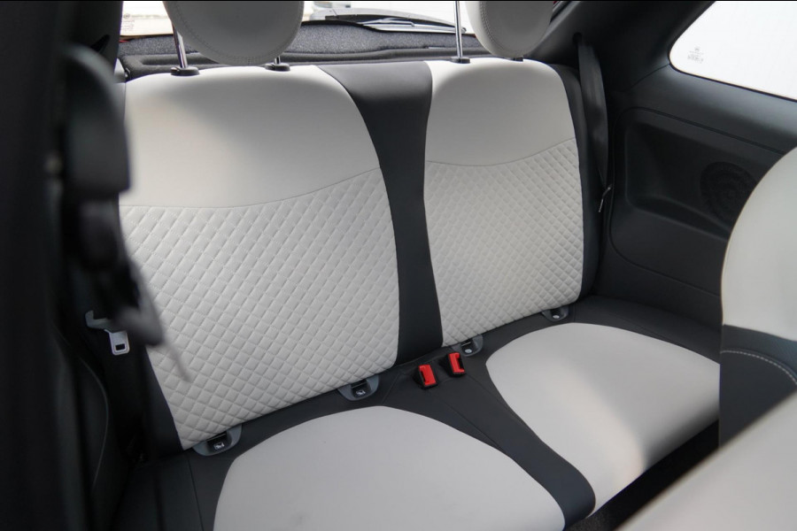 Fiat 500 1.0 Hybrid Dolcevita / NL-Auto / 24dkm NAP / Panoramadak / Airco / Cruise Control