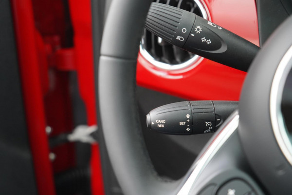 Fiat 500 1.0 Hybrid Dolcevita / NL-Auto / 24dkm NAP / Panoramadak / Airco / Cruise Control