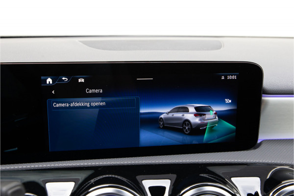 Mercedes-Benz A-Klasse 250 e AMG Line Facelift, Nightpack, Pano, Widescreen, 18" Hybrid