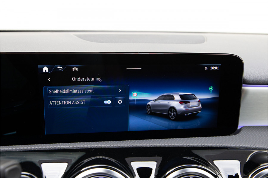 Mercedes-Benz A-Klasse 250 e AMG Line Facelift, Nightpack, Pano, Widescreen, 18" Hybrid