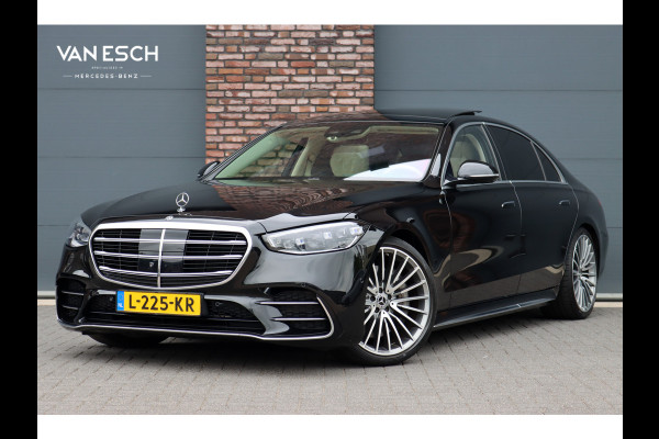 Mercedes-Benz S-Klasse 500 4MATIC AMG Line Aut9 | Achterasbesturing | Distronic+ | Airmatic | Entertainment Achter | Massage | HUD | Burmester | Vlakkenverwarming | Stoelventilatie | Digital Light |