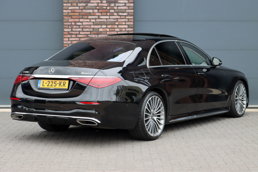 Mercedes-Benz S-Klasse 500 4MATIC AMG Line Aut9 | Achterasbesturing | Distronic+ | Airmatic | Entertainment Achter | Massage | HUD | Burmester | Vlakkenverwarming | Stoelventilatie | Digital Light |
