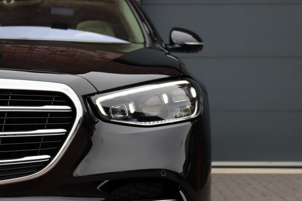 Mercedes-Benz S-Klasse 500 4MATIC AMG Line Aut9 | Achterasbesturing | Distronic+ | Airmatic | Entertainment Achter | Massage | HUD | Burmester | Vlakkenverwarming | Stoelventilatie | Digital Light |