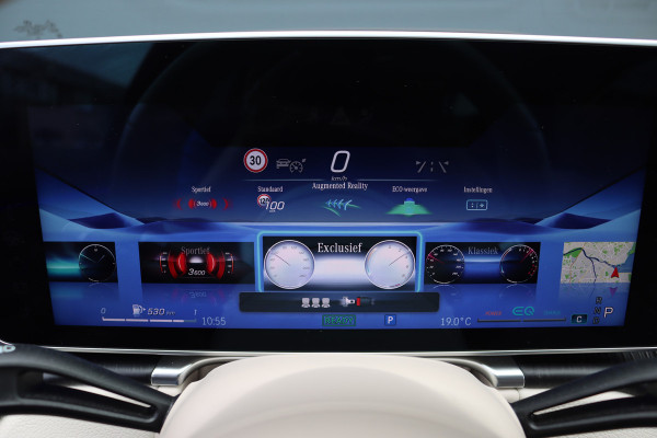 Mercedes-Benz S-Klasse 500 4MATIC AMG Line Aut9 | Achterasbesturing | Distronic+ | Airmatic | Entertainment Achter | Massage | HUD | Burmester | Vlakkenverwarming | Stoelventilatie | Digital Light |