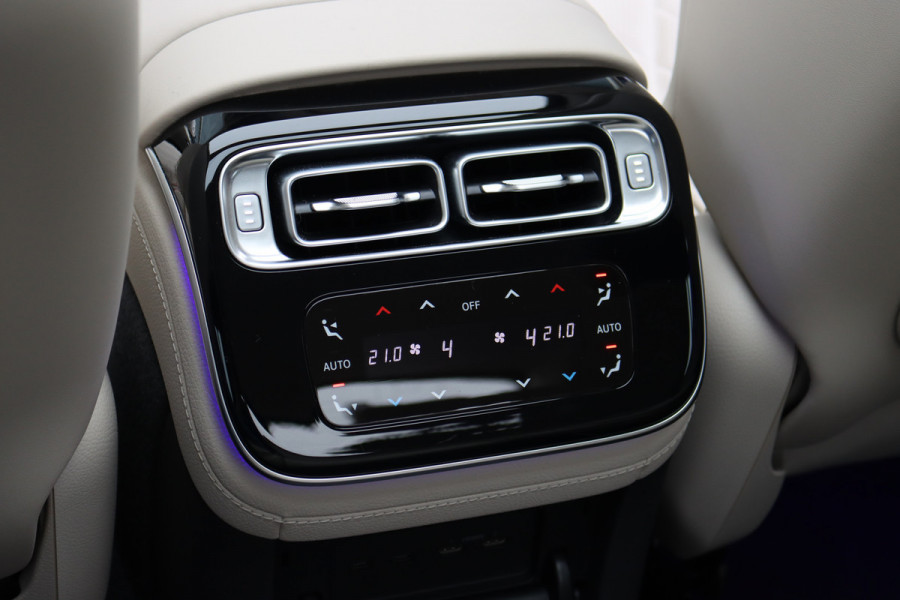 Mercedes-Benz S-Klasse 500 4MATIC AMG Line Aut9 | Achterasbesturing | Distronic+ | Airmatic | Entertainment Achter | Massage | HUD | Burmester | Vlakkenverwarming | Stoelventilatie | Digital Light |