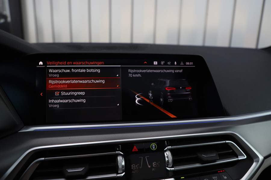 BMW X5 xDrive30d M-Sport High Executive | 265PK | Luchtvering | Pano | Sfeerverlichting | Head-up | Memory | Standkachel | Trekhaak | S