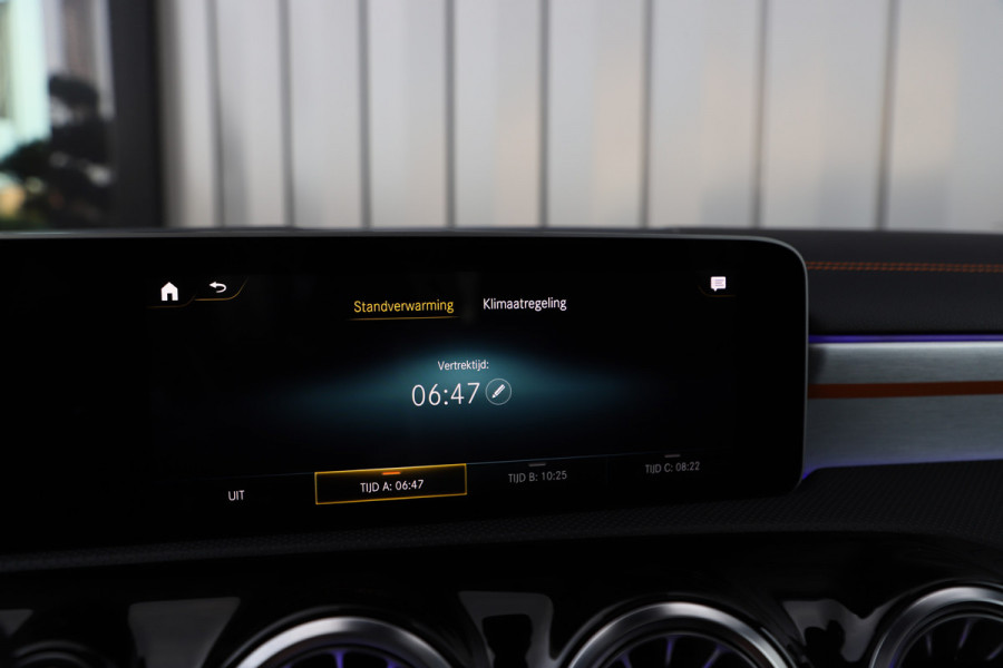 Mercedes-Benz CLA-Klasse Shooting Brake 250 AMG 4-Matic | 224PK | Pano | Keyles-go | Head-up | Burmester | Adaptief-onderstel | Memory | Sfeerverlichting